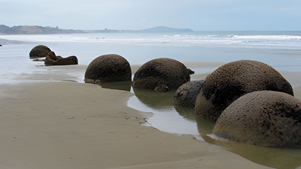 Oamaru and Moeraki Boulders