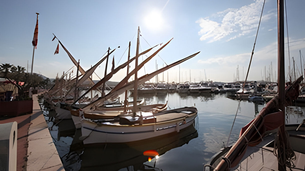 Picturesque Bandol On Your Own For Families