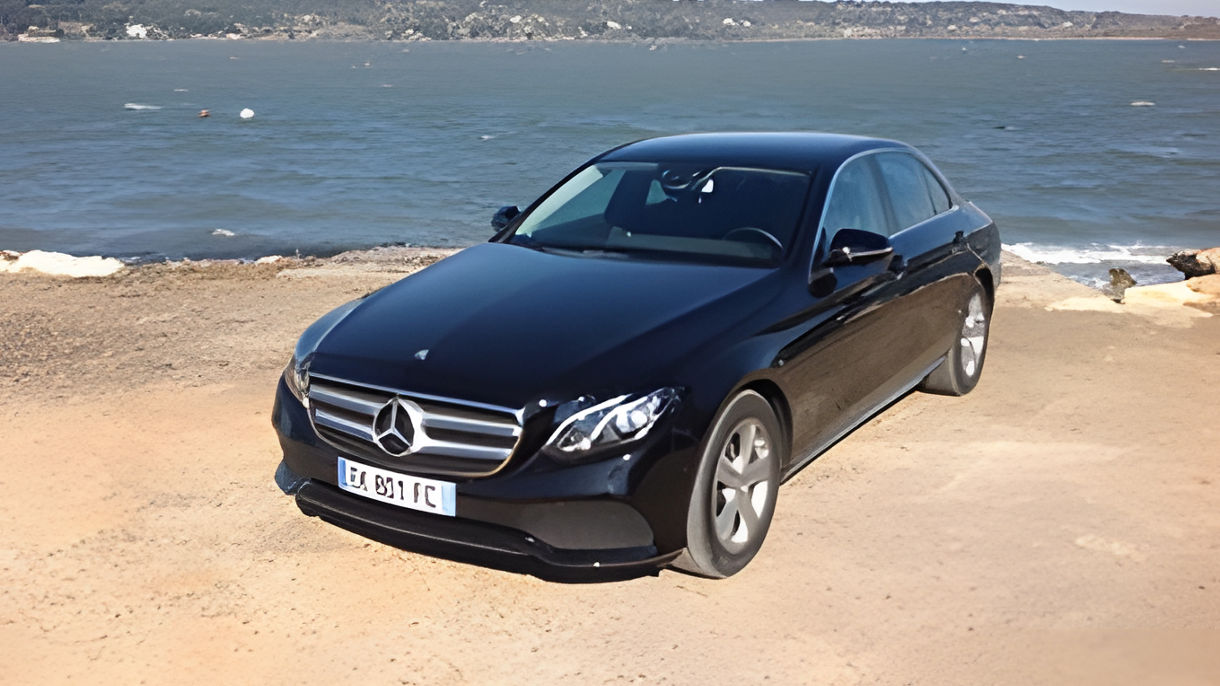 Toulon by Private Vehicle - Car Class Half Day (With Guide)