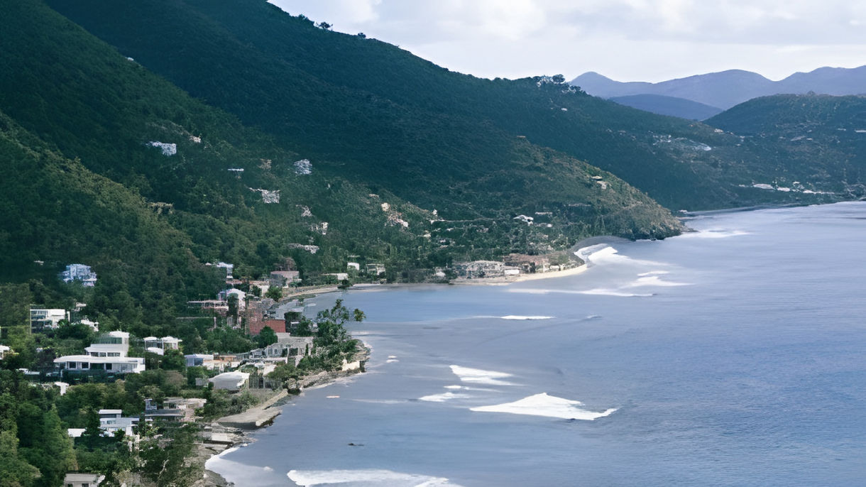 Coast-to-Coast Scenic Drive & Pusser's Landing
