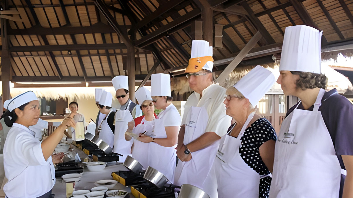 Bon Appetit Recommended: Thai Cooking Classes