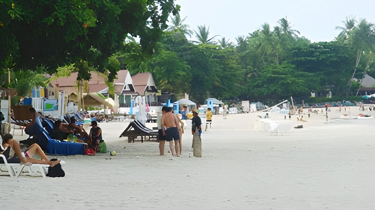 Chaweng Beach On Your Own