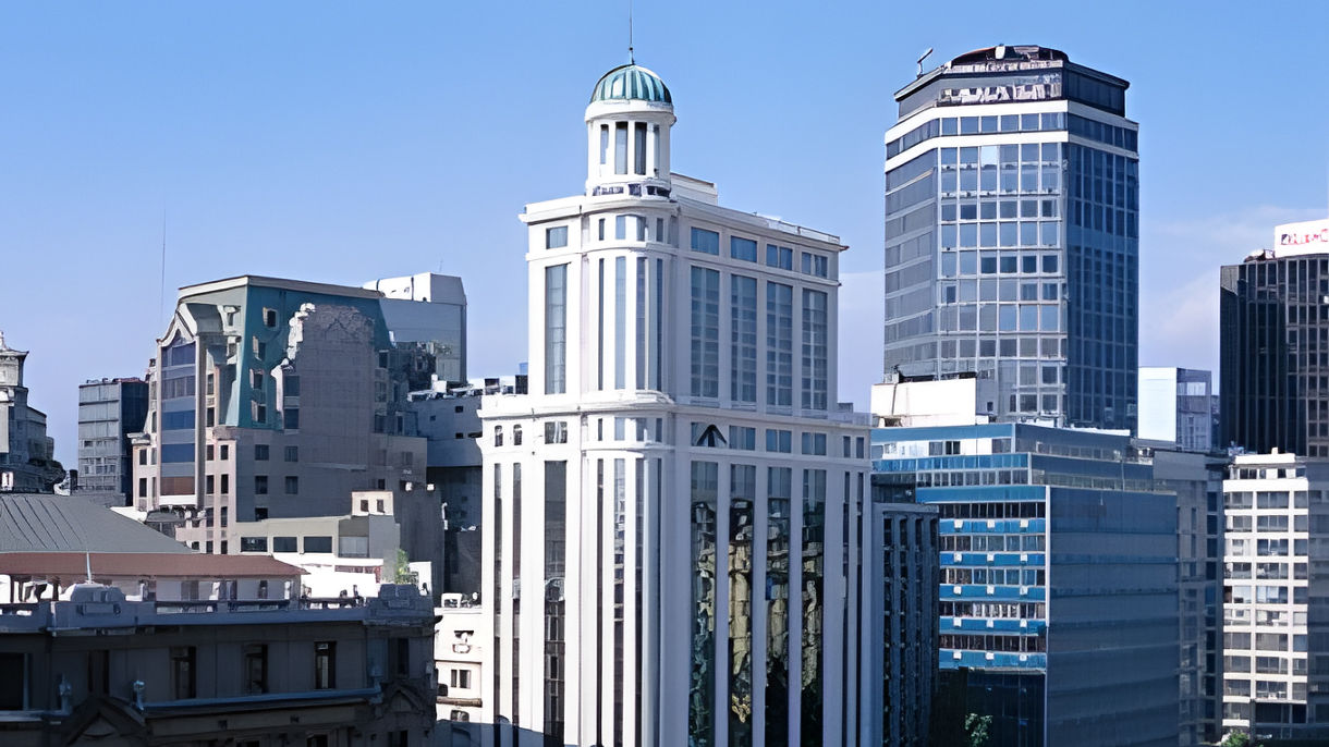 Debark Tour: Valparaiso, Viña del Mar & Lunch at Olmue