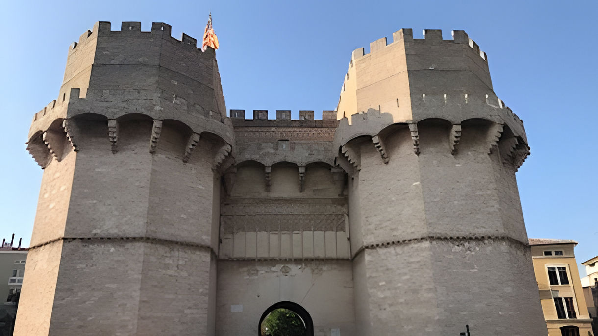 Panoramic Valencia, Old Town on foot and Cathedral