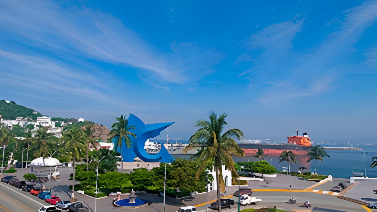 Manzanillo City & Shopping