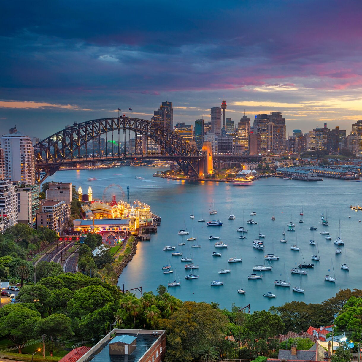 Melbourne and Sydney have had a long-standing rivalry, but both cities' beauty and rich culture are perfect to visit, so you don't have to choose.