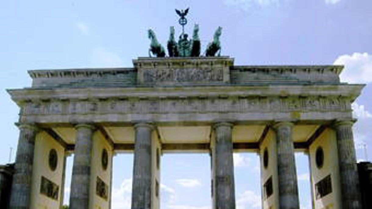 Best of Berlin by Train
