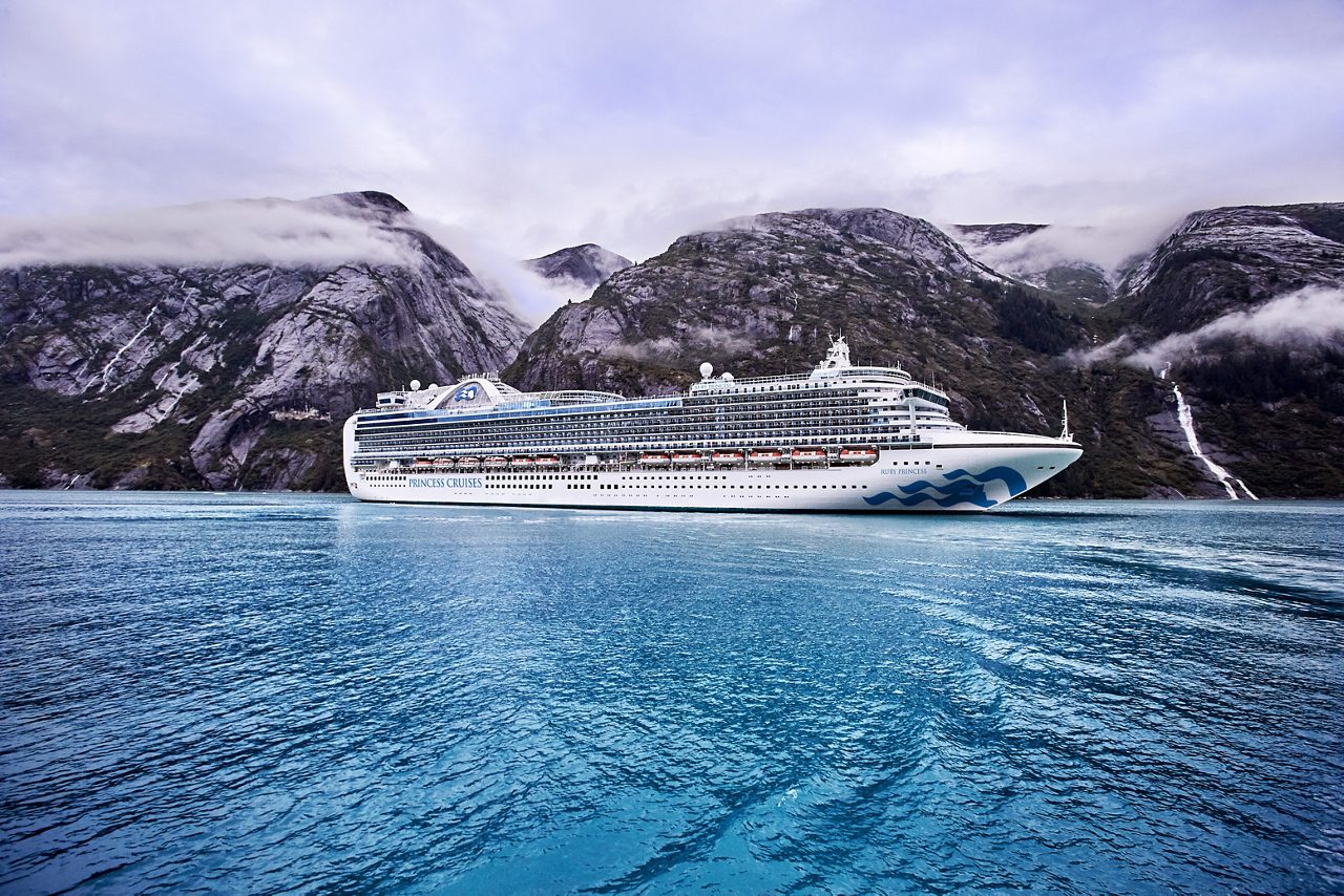 alaska ruby princess exterior mountain scenery