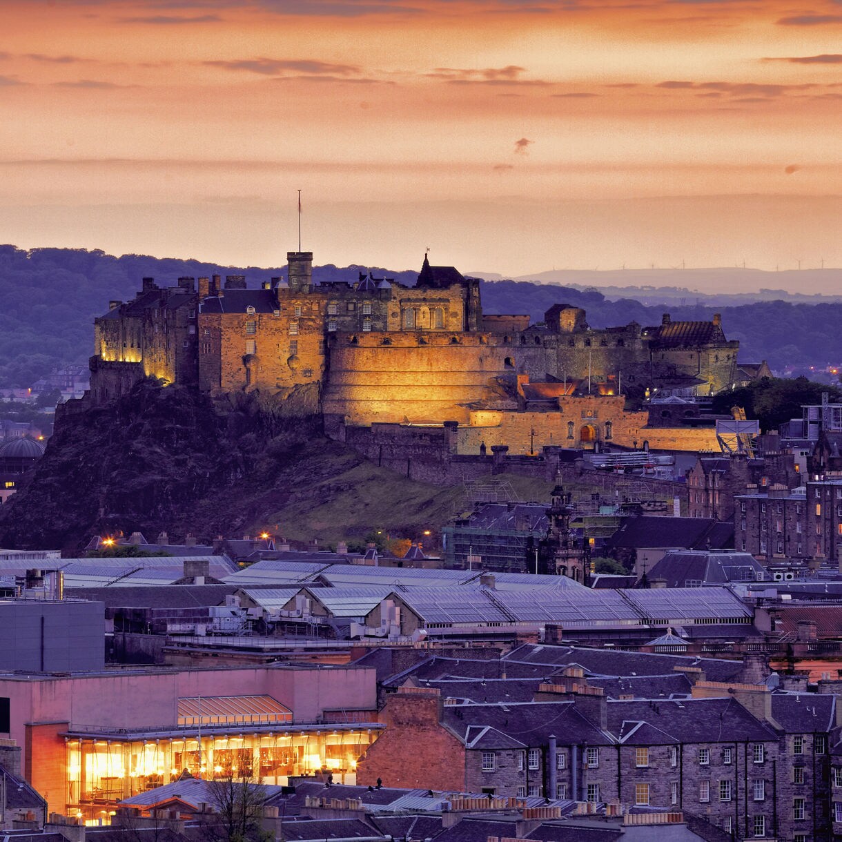 Edinburgh's breathtaking castle views.