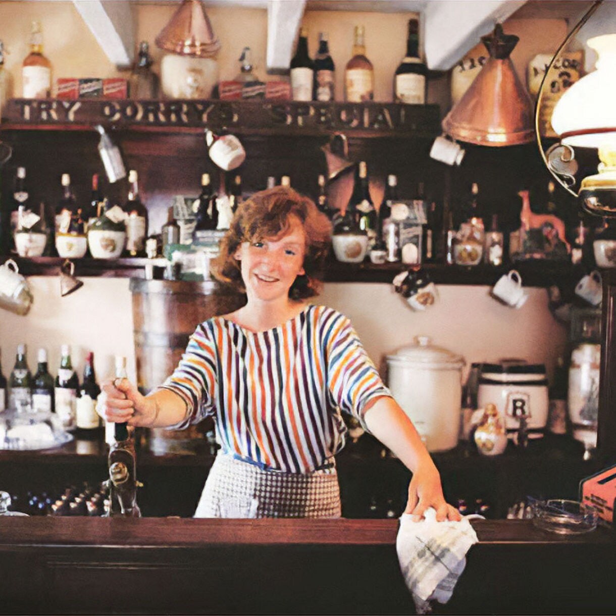 local bar pub bartender