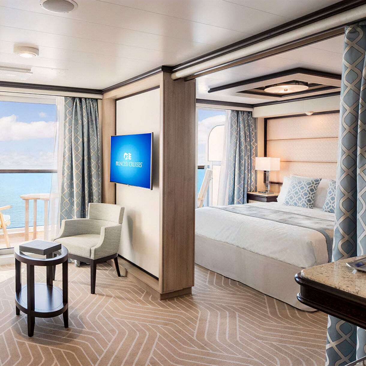 which princess cruise ships have 2 bedroom family suites