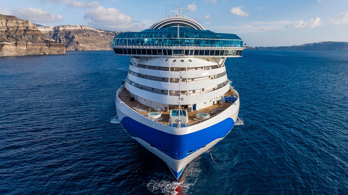 Up to 40% + $400 instant savings + free 3rd & 4th guests + $99 deposits