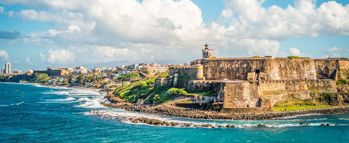 Panoramic landscape of historical castle El Morro along the coastline, San Juan, Puerto Rico.