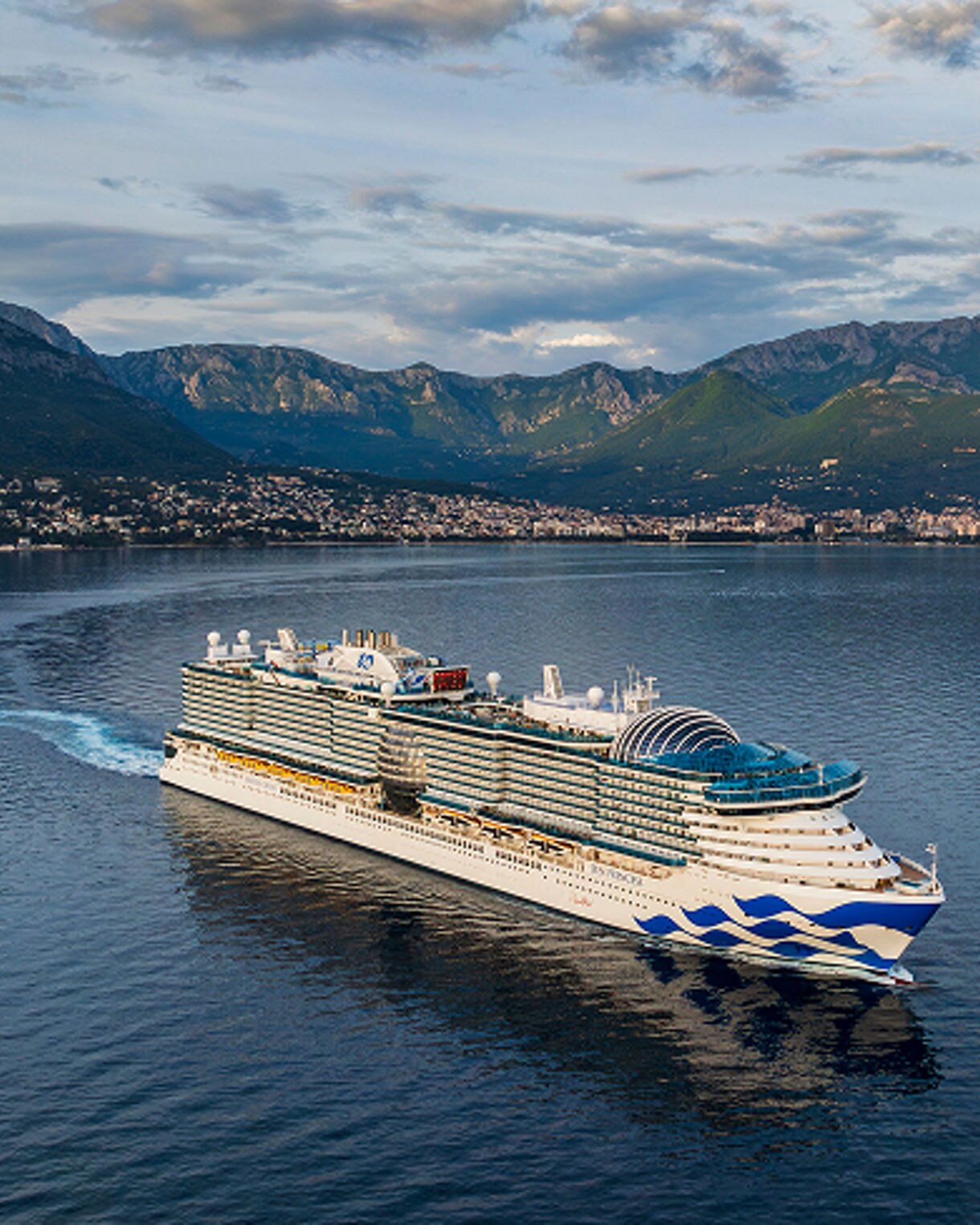 Roundtrip Vancouver Sailings