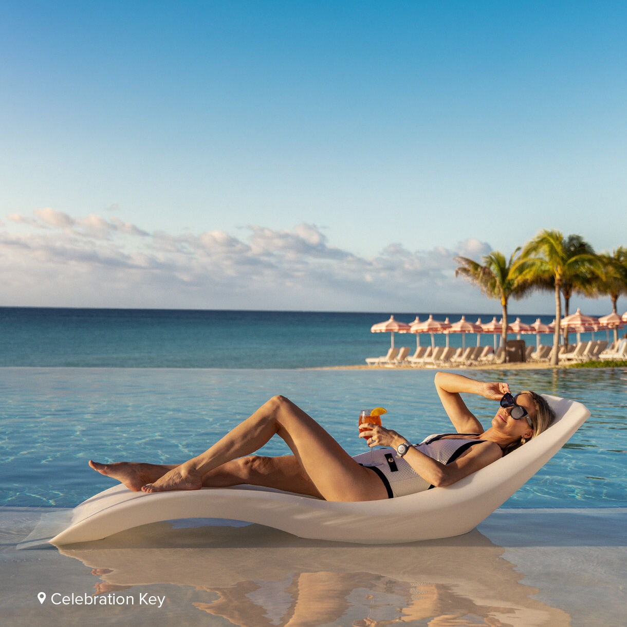 Free airport lounge access 