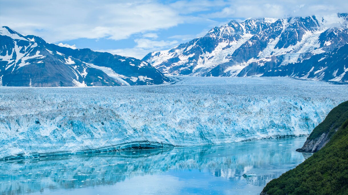 hubbard glacier in Yakutat Bay, Alaska